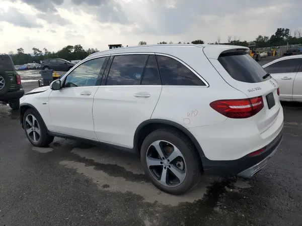 WDC0G4KB8GF032083 2016 MERCEDES-BENZ GLC - Image 2
