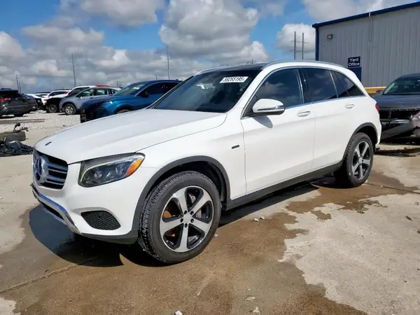 WDC0G4KB8GF043942 2016 MERCEDES-BENZ GLC - Image 1