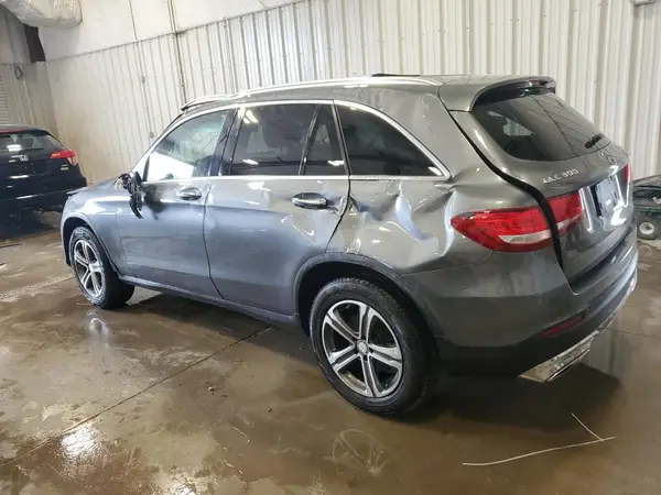 WDC0G4KB8GF053953 2016 MERCEDES-BENZ GLC - Image 2