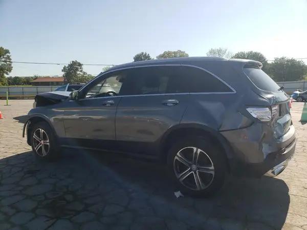 WDC0G4KB8GF056397 2016 MERCEDES-BENZ GLC - Image 2
