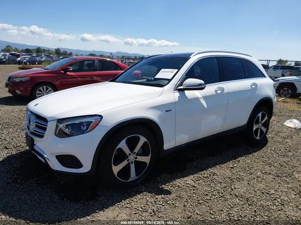 WDC0G4KB8GF057128 2016 MERCEDES-BENZ GLC - Image 2