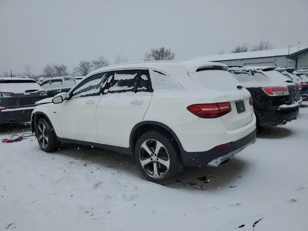 WDC0G4KB8GF060191 2016 MERCEDES-BENZ GLC - Image 2