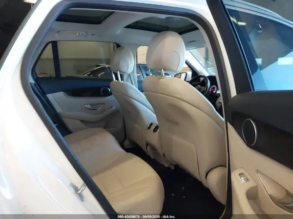 WDC0G4KB8GF065617 2016 MERCEDES-BENZ GLC - Image 8