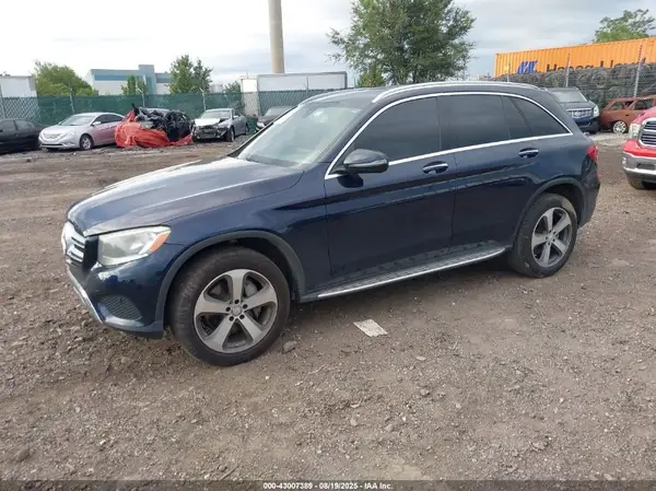 WDC0G4KB8GF079338 2016 MERCEDES-BENZ GLC - Image 2