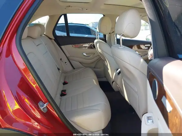 WDC0G4KB8GF098438 2016 MERCEDES-BENZ GLC - Image 8