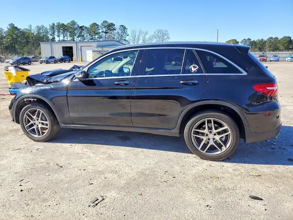 WDC0G4KB8HF129818 2017 MERCEDES-BENZ GLC - Image 2