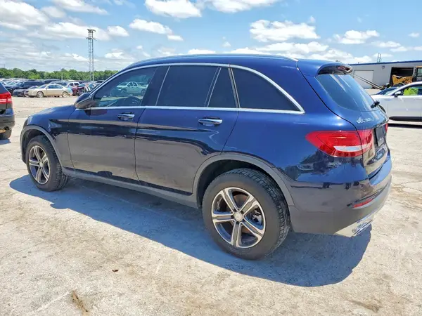 WDC0G4KB8HF137689 2017 MERCEDES-BENZ GLC - Image 2
