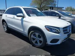 WDC0G4KB8HF146702 2017 MERCEDES-BENZ GLC