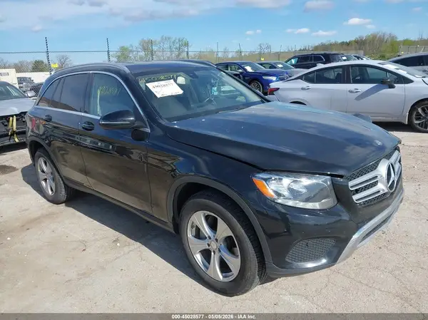 WDC0G4KB8HF155867 2017 MERCEDES-BENZ GLC - Image 1
