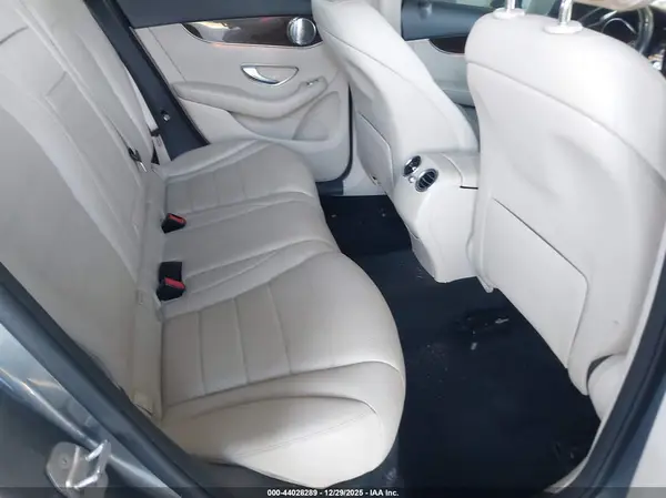 WDC0G4KB8HF174287 2017 MERCEDES-BENZ GLC - Image 8