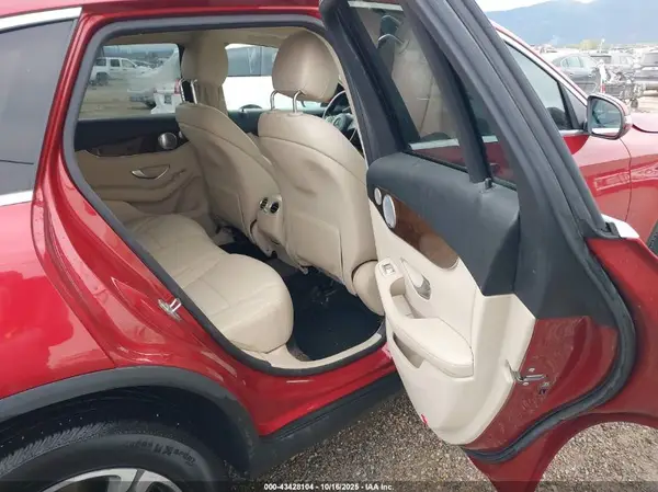 WDC0G4KB8HF230129 2017 MERCEDES-BENZ GLC - Image 8