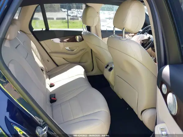 WDC0G4KB8HF243981 2017 MERCEDES-BENZ GLC - Image 8
