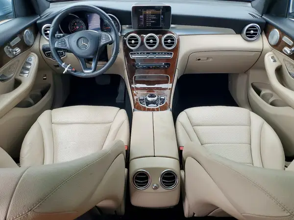 WDC0G4KB8HV004324 2017 MERCEDES-BENZ GLC - Image 8