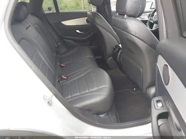WDC0G4KB8HV010270 2017 MERCEDES-BENZ GLC - Image 8