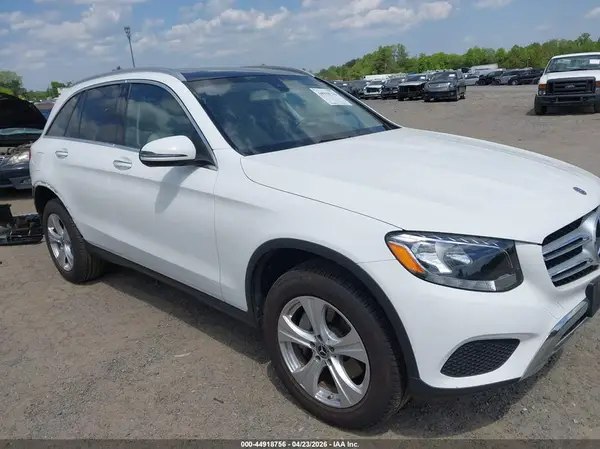 WDC0G4KB8JF306096 2018 MERCEDES-BENZ GLC - Image 1