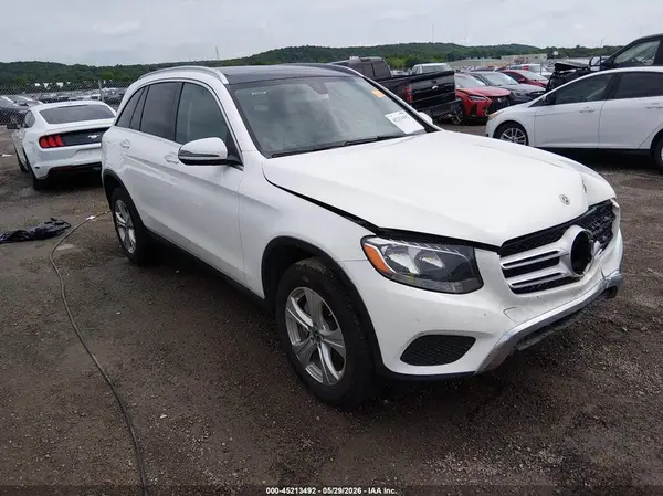 WDC0G4KB8JV030864 2018 MERCEDES-BENZ GLC - Image 1