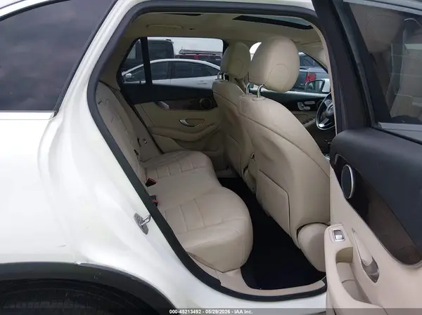WDC0G4KB8JV030864 2018 MERCEDES-BENZ GLC - Image 8