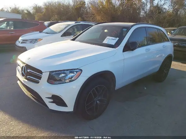 WDC0G4KB8JV046806 2018 MERCEDES-BENZ GLC - Image 2