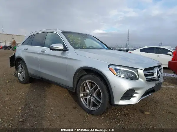 WDC0G4KB8JV050418 2018 MERCEDES-BENZ GLC - Image 1