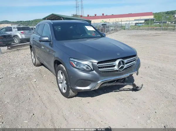 WDC0G4KB8JV060866 2018 MERCEDES-BENZ GLC - Image 1