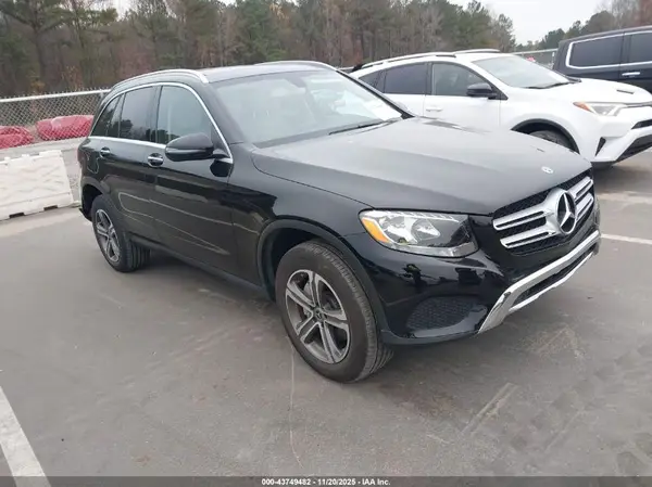 WDC0G4KB8JV066957 2018 MERCEDES-BENZ GLC - Image 1