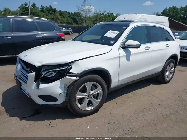 WDC0G4KB8JV080731 2018 MERCEDES-BENZ GLC - Image 2