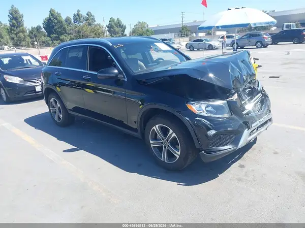 WDC0G4KB8JV081460 2018 MERCEDES-BENZ GLC - Image 1