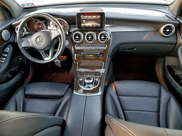 WDC0G4KB8JV100900 2018 MERCEDES-BENZ GLC - Image 8
