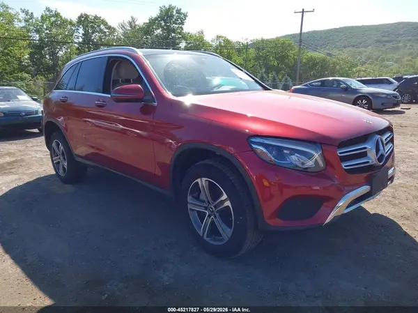 WDC0G4KB8JV105871 2018 MERCEDES-BENZ GLC - Image 1