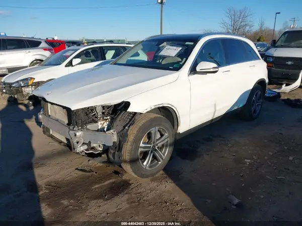 WDC0G4KB8K1005312 2019 MERCEDES-BENZ GLC - Image 2