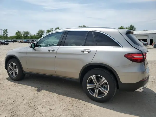 WDC0G4KB8KF625189 2019 MERCEDES-BENZ GLC - Image 2