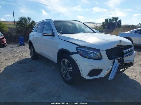 WDC0G4KB8KF637049 2019 MERCEDES-BENZ GLC - Image 1