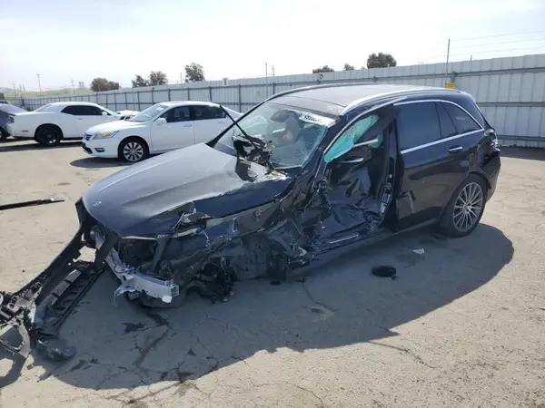 WDC0G4KB8KV137513 2019 MERCEDES-BENZ GLC - Image 1