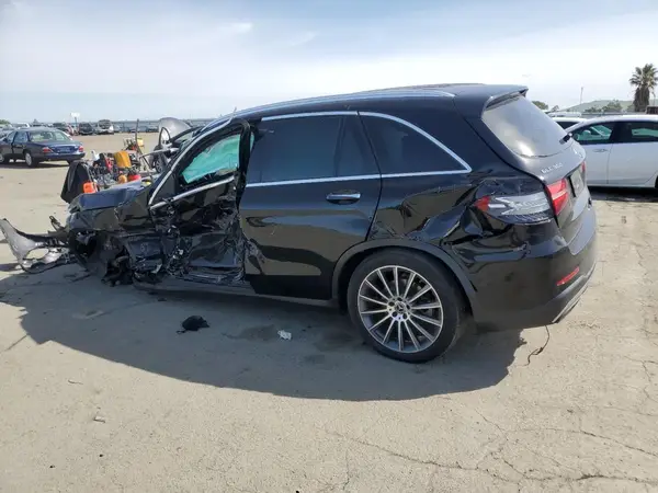 WDC0G4KB8KV137513 2019 MERCEDES-BENZ GLC - Image 2