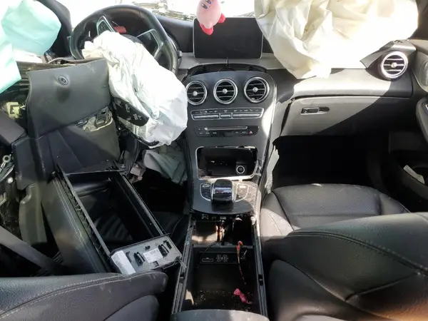 WDC0G4KB8KV137513 2019 MERCEDES-BENZ GLC - Image 8