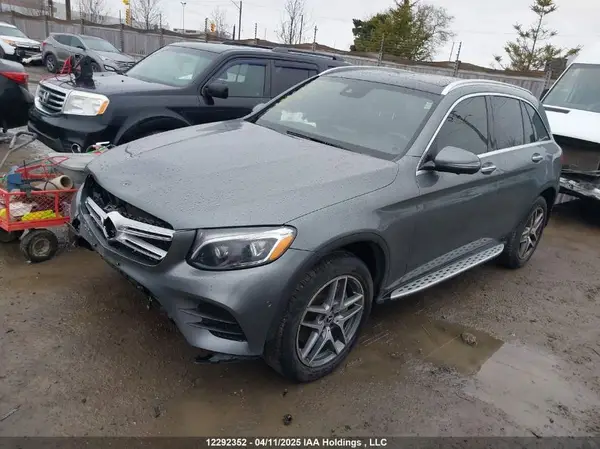 WDC0G4KB8KV147037 2019 MERCEDES-BENZ GLC - Image 2