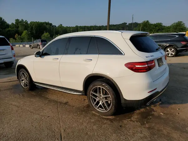 WDC0G4KB8KV176246 2019 MERCEDES-BENZ GLC - Image 2