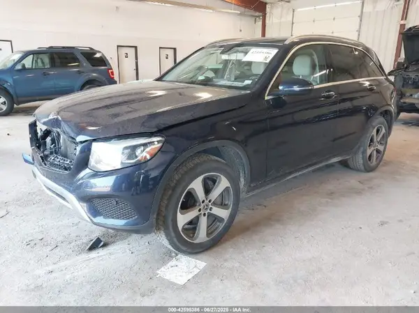 WDC0G4KB8KV193323 2019 MERCEDES-BENZ GLC - Image 2