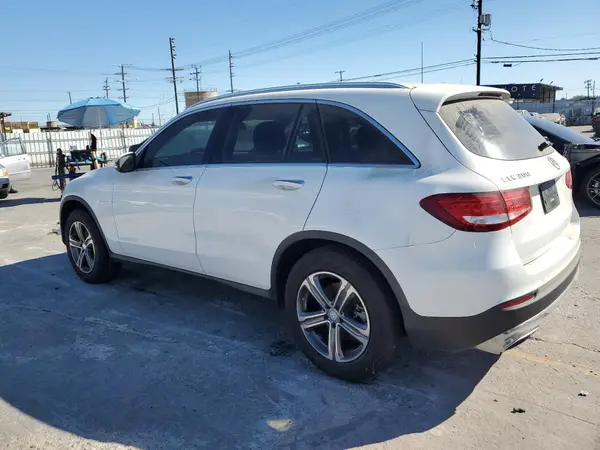 WDC0G4KB9GF011727 2016 MERCEDES-BENZ GLC - Image 2