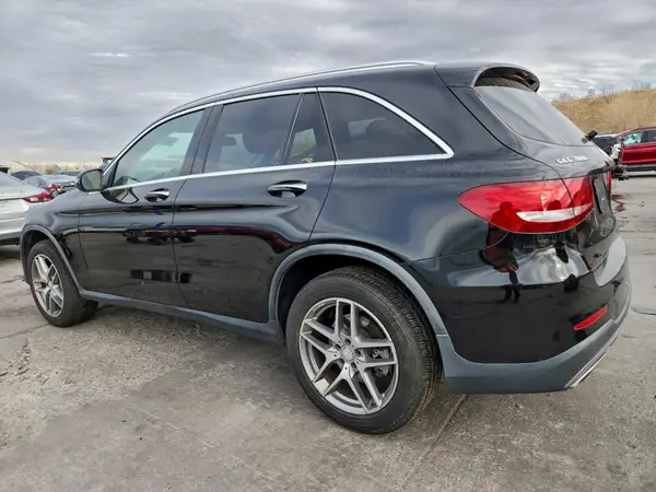 WDC0G4KB9GF013039 2016 MERCEDES-BENZ GLC - Image 2
