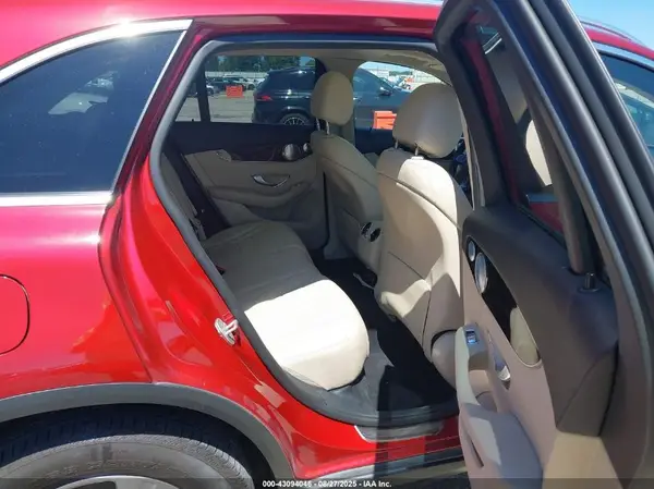 WDC0G4KB9GF018158 2016 MERCEDES-BENZ GLC - Image 8