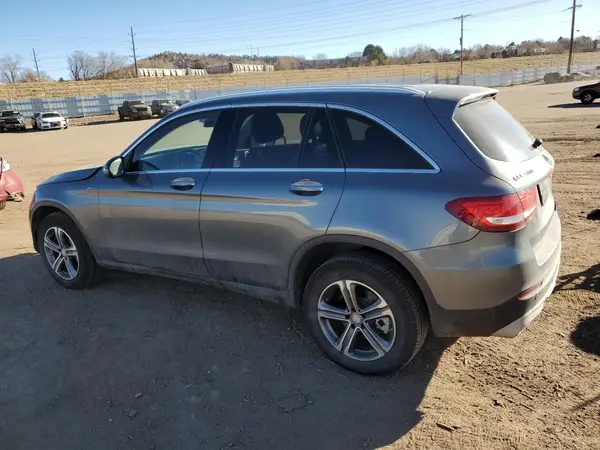WDC0G4KB9GF059759 2016 MERCEDES-BENZ GLC - Image 2
