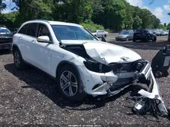 WDC0G4KB9GF084743 2016 MERCEDES-BENZ GLC
