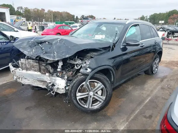 WDC0G4KB9GF085925 2016 MERCEDES-BENZ GLC - Image 2