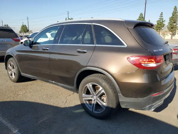 WDC0G4KB9GF090865 2016 MERCEDES-BENZ GLC - Image 2