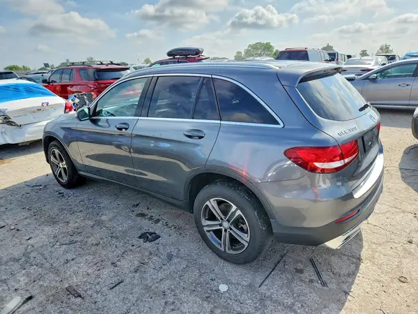WDC0G4KB9GF092602 2016 MERCEDES-BENZ GLC - Image 2
