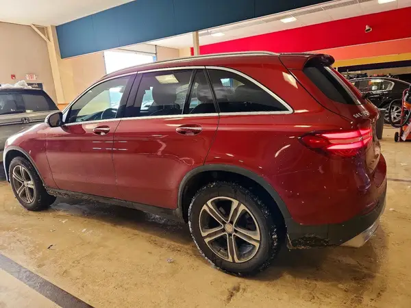 WDC0G4KB9GF109656 2016 MERCEDES-BENZ GLC - Image 2