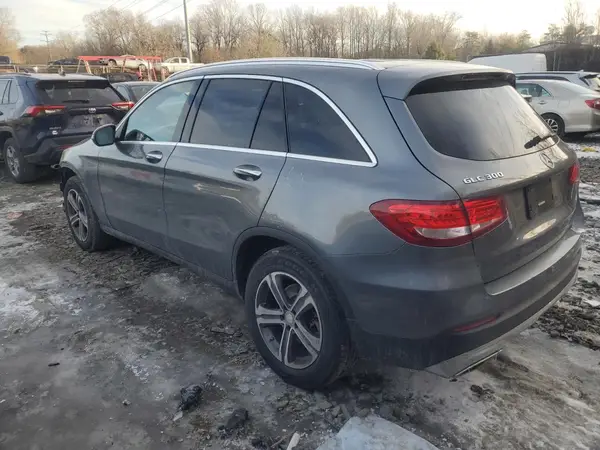 WDC0G4KB9HF117094 2017 MERCEDES-BENZ GLC - Image 2