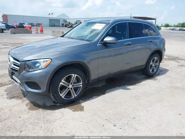 WDC0G4KB9HF142545 2017 MERCEDES-BENZ GLC - Image 2