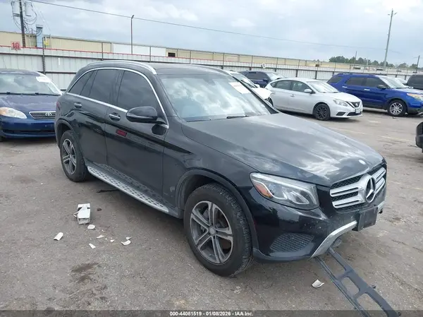 WDC0G4KB9HF146921 2017 MERCEDES-BENZ GLC - Image 1